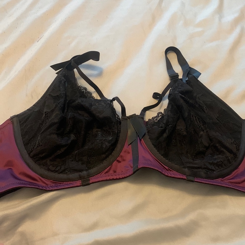 Torrid satin and lace retro under wire bra